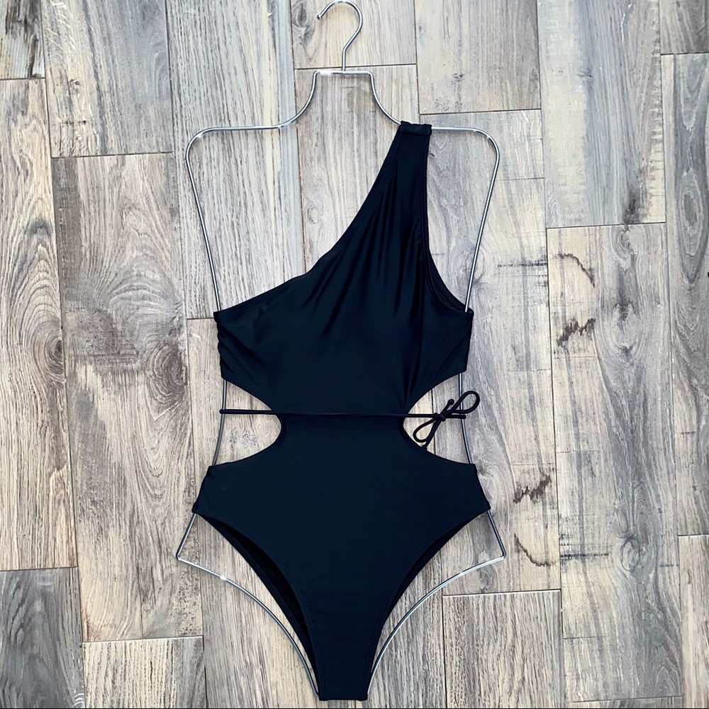 Black one shoulder one piece swim
